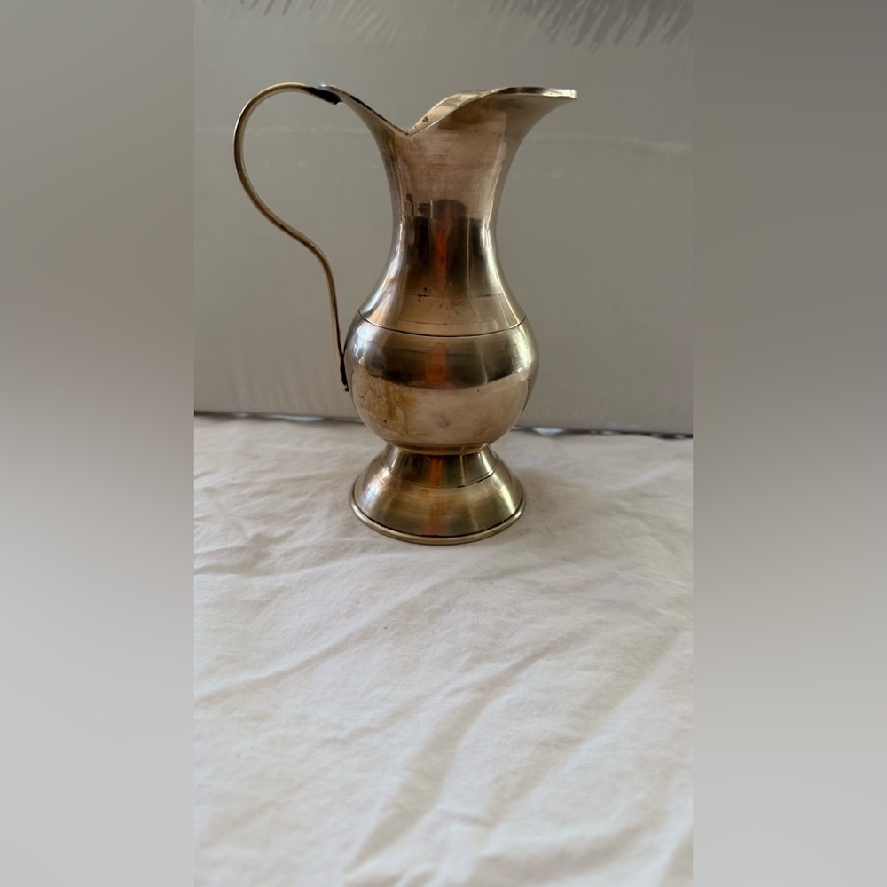 Vintage gold brass Pitcher - Picture 7 of 12